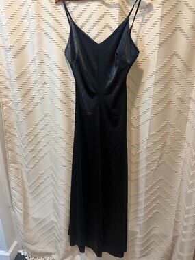 90s style minimalist Black satin maxi slip dress Size Large spaghetti strap